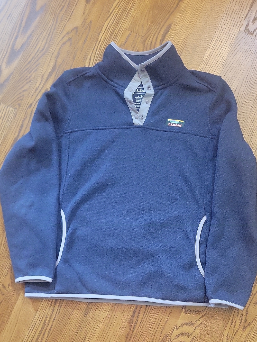L.L. Bean Navy Fleece Quarter-Snap Pullover with Light Gray Trim PETITE LARGE